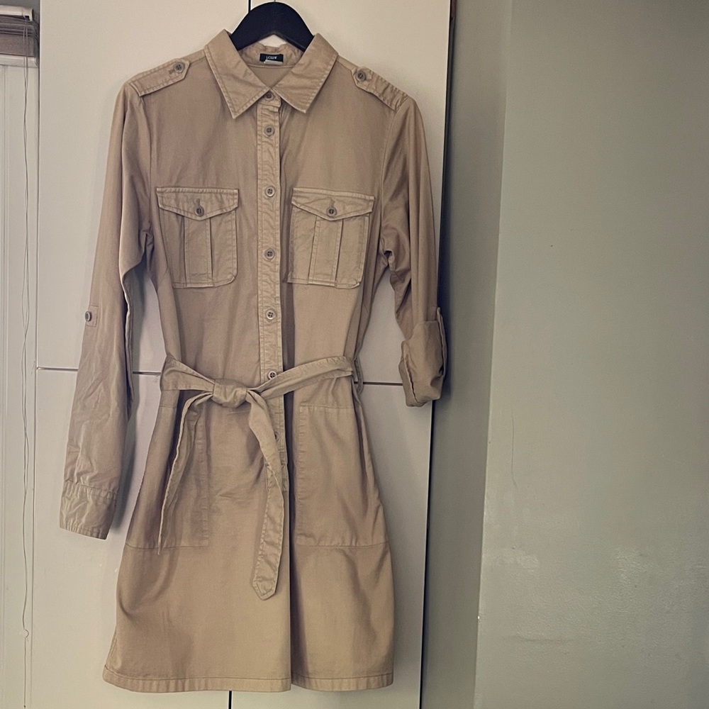 J Crew, 12, Shirt Dress, mid weight cotton, button to 3/4, pockets EUC.